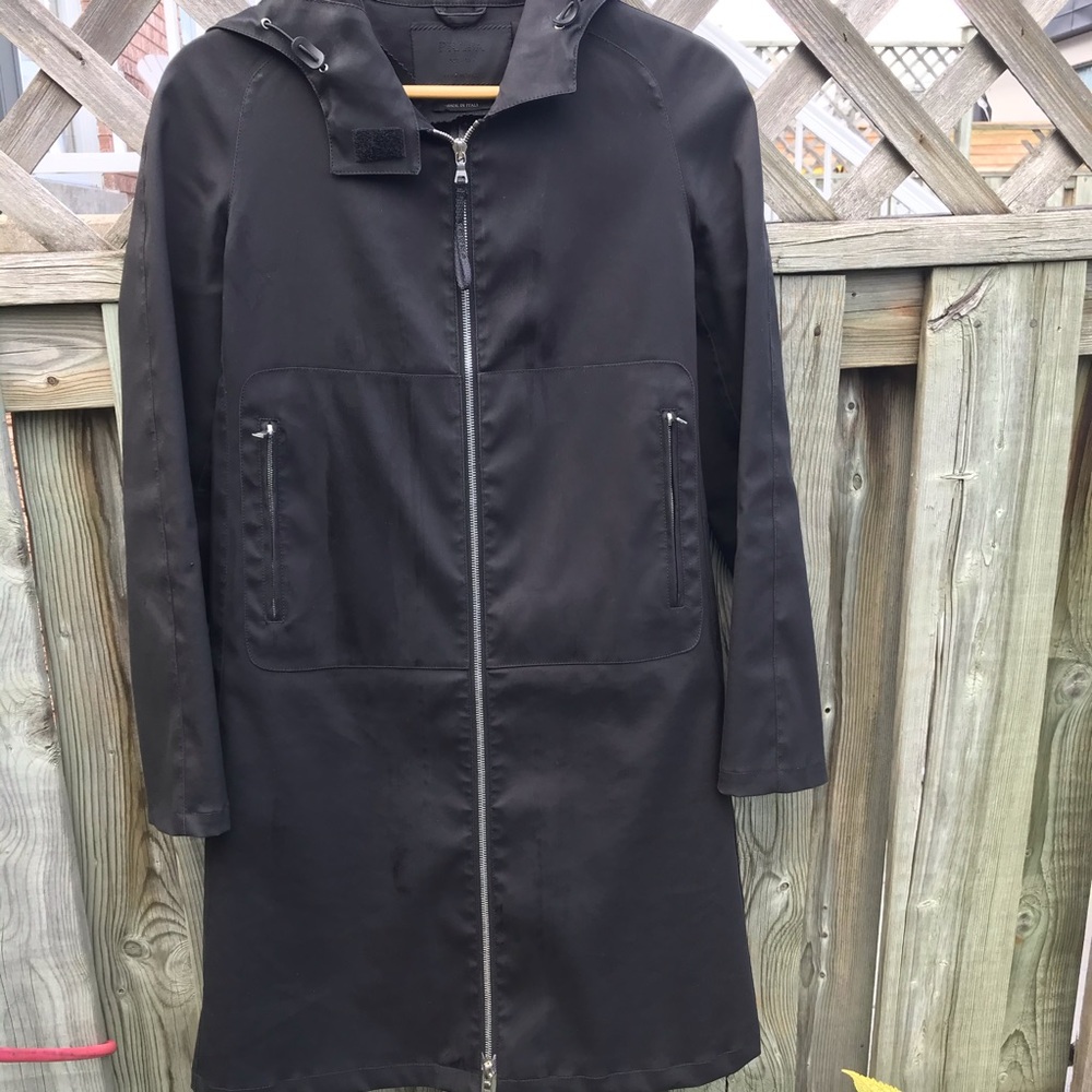 Authentic  PRADA coat, size Small - Picture 7 of 15